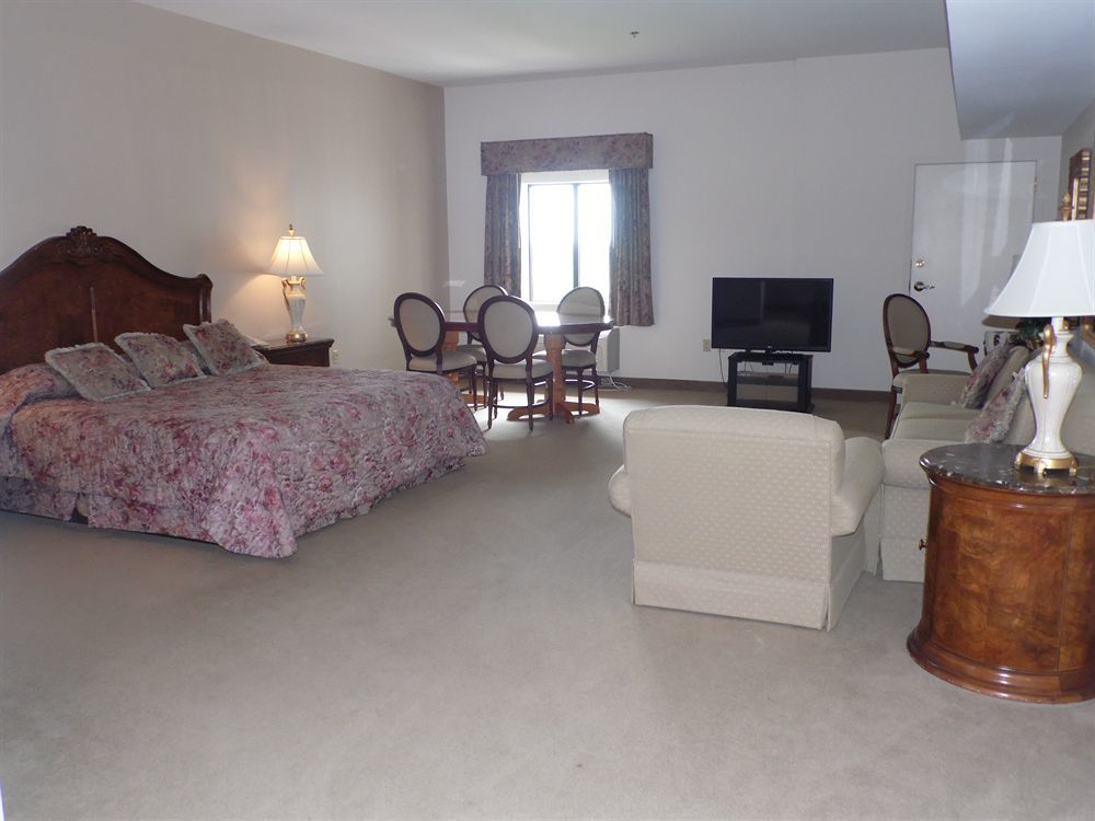 Regalia Hotel & Conference Center Village of Four Seasons Luaran gambar